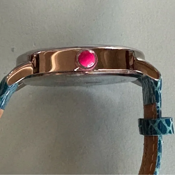 RARE Betsey Johnson Sealife Crystal Accented Teal Croc Leather Buckle Band Watch